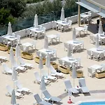 Hotel Goldenday Wings