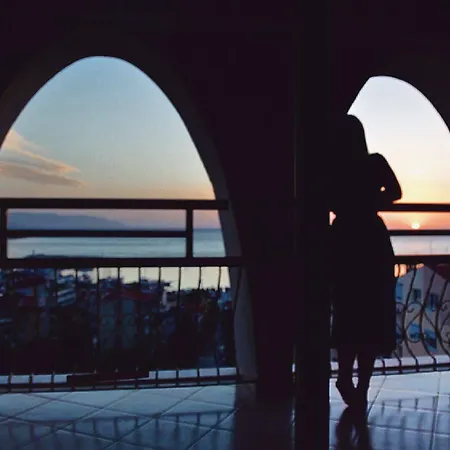 Hotel Goldenday Wings 3*