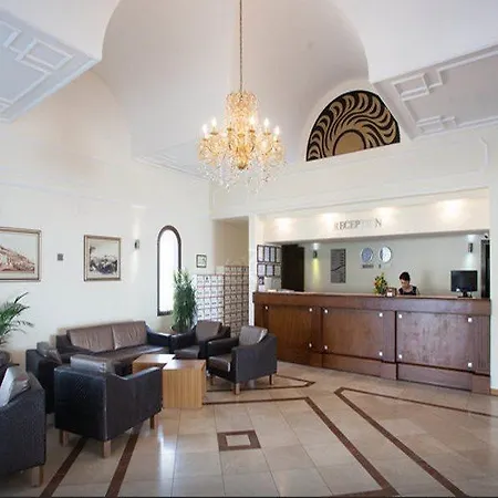 Hotell Goldenday Wings 3*