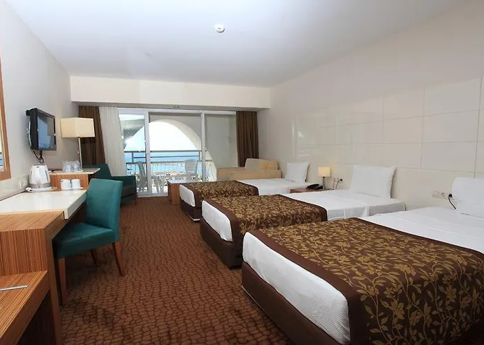 Goldenday Wings Hotell 3*
