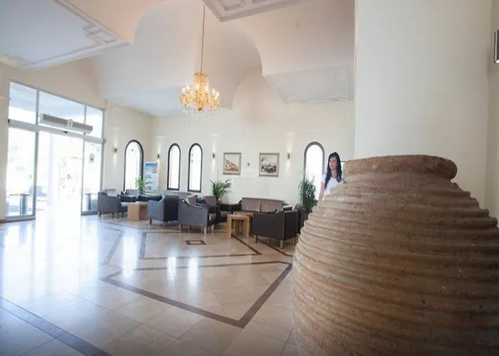 Hotell Goldenday Wings 3*