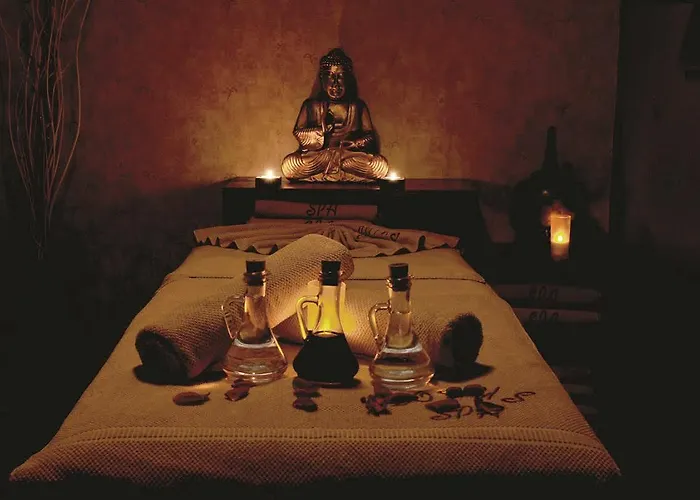 Goldenday Wings ホテル