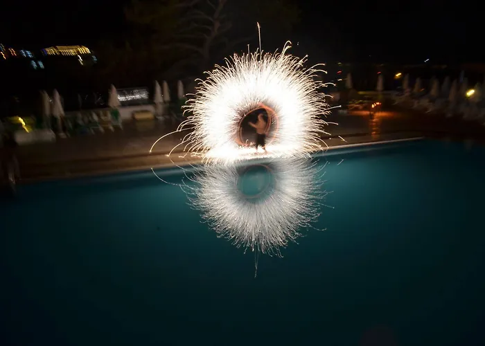 ホテル Goldenday Wings 3*