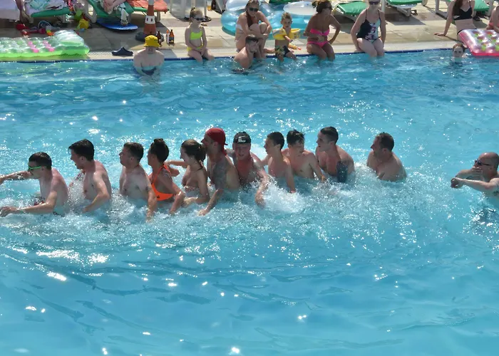 Goldenday Wings ホテル