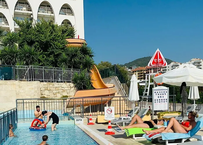 Goldenday Wings ホテル