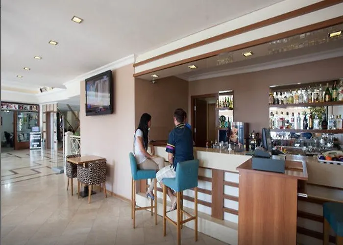 ホテル Goldenday Wings