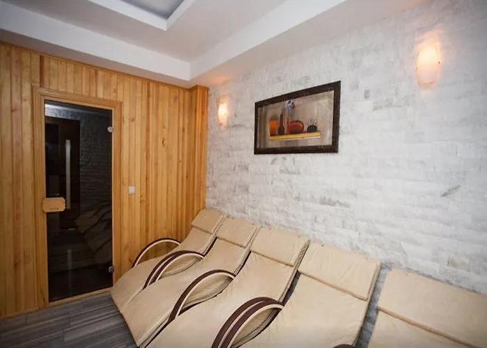 ホテル Goldenday Wings