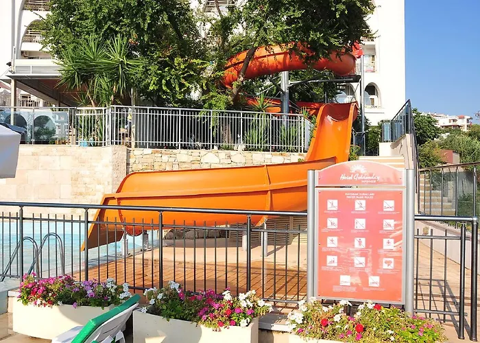 Goldenday Wings 3* クシャダス